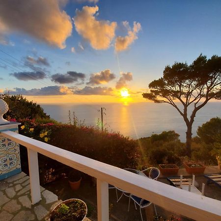 Bb La Guardiia Bed and Breakfast Anacapri  Buitenkant foto