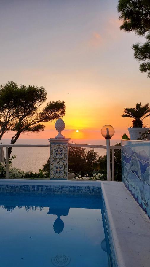 Bb La Guardiia Bed and Breakfast Anacapri  Buitenkant foto