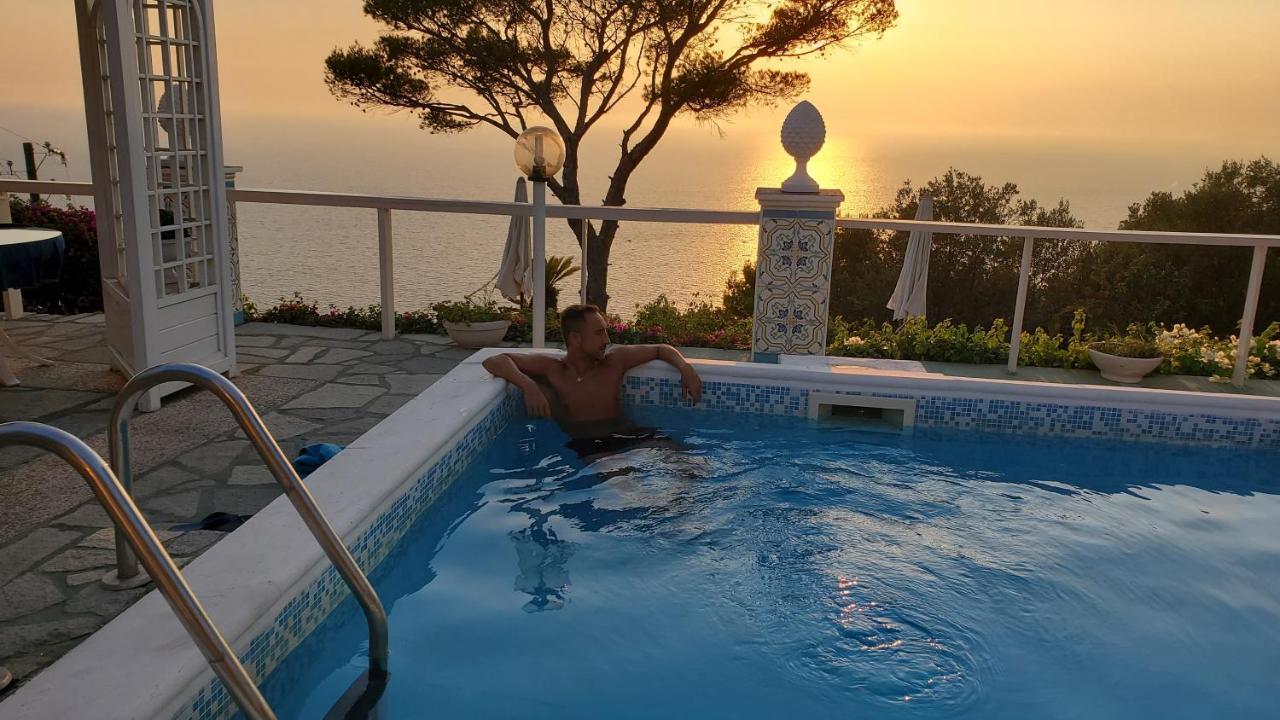 Bb La Guardiia Bed and Breakfast Anacapri  Buitenkant foto
