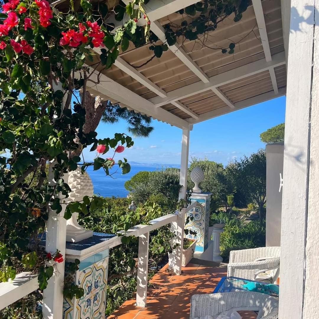 Bb La Guardiia Bed and Breakfast Anacapri  Buitenkant foto